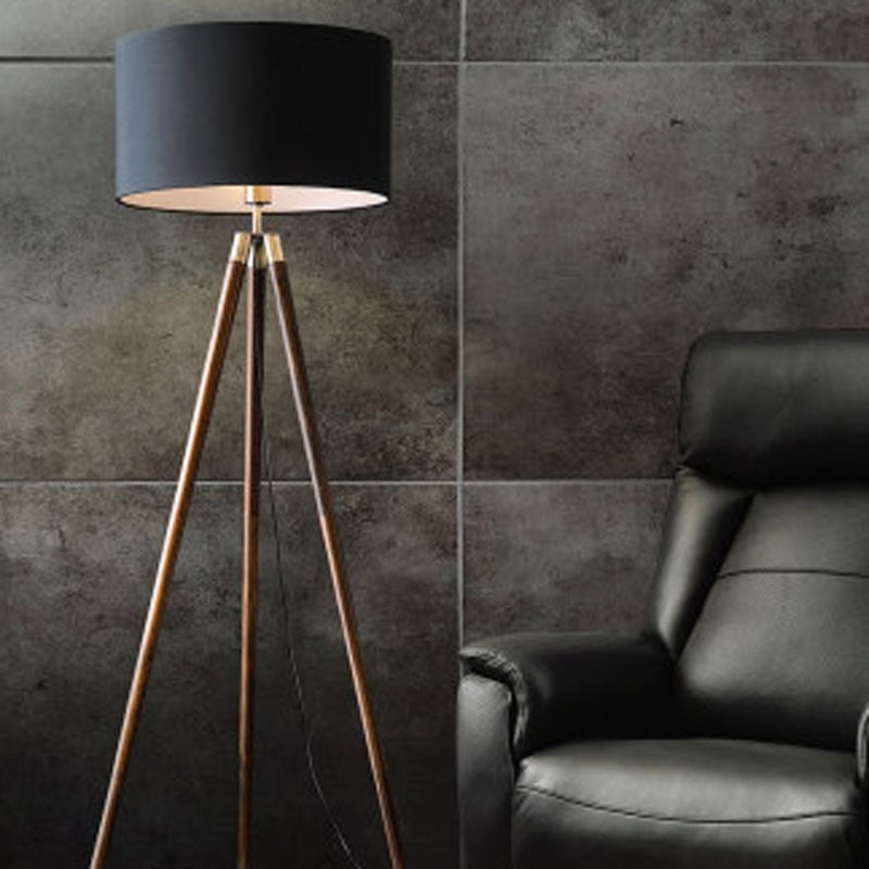 Lámpara diseño Luxe, de tela negra